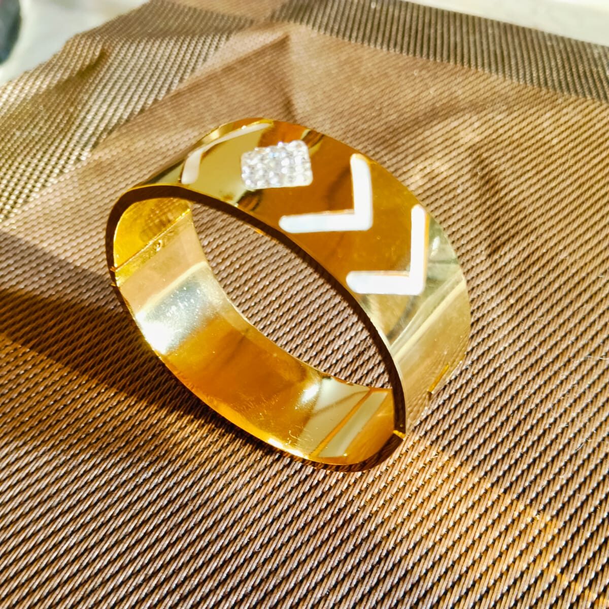 PJ 18k Chevron Kada with Crystal Accent