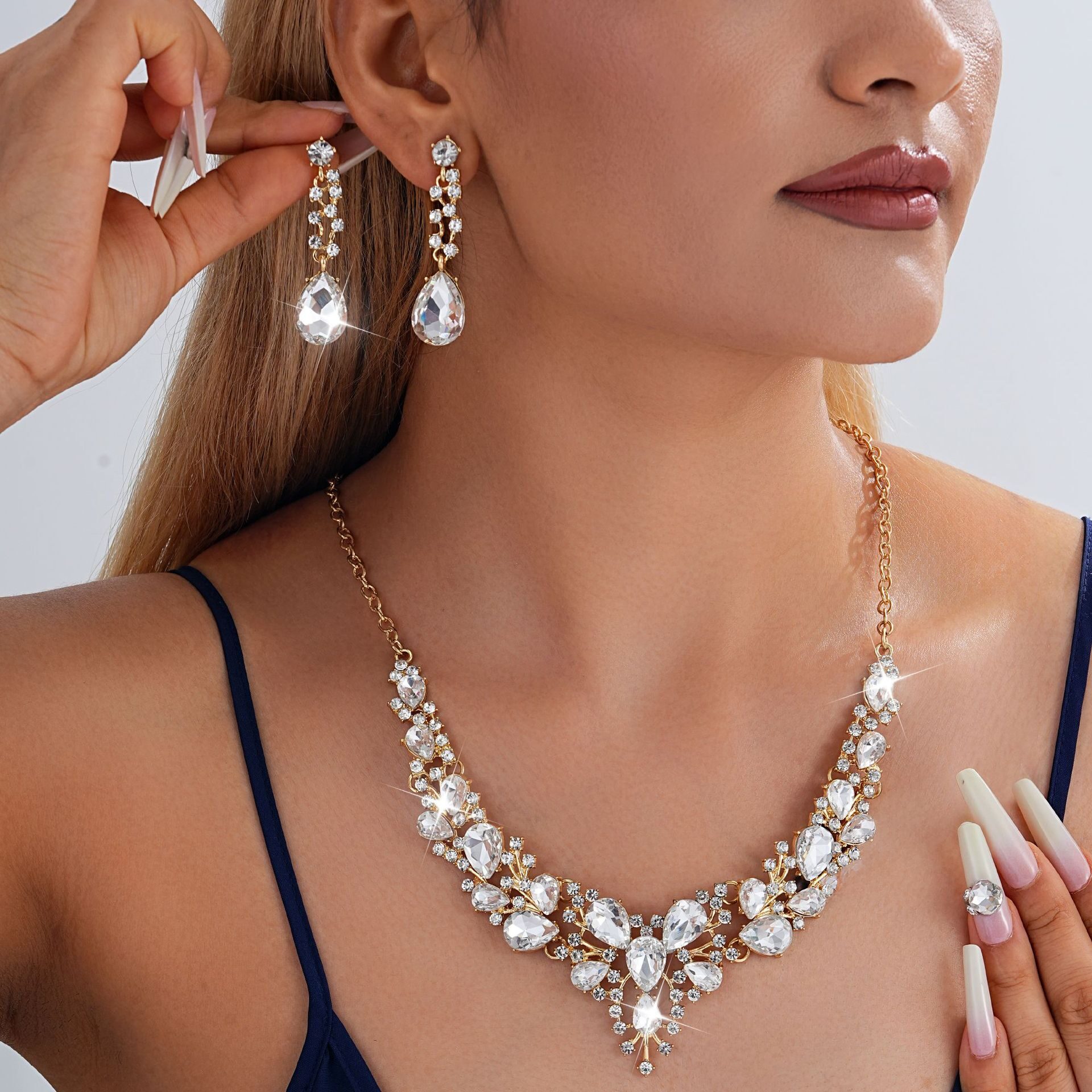 PRAREKA Golden Crystal Cascade Set PRAREKA Golden Crystal Cascade Set