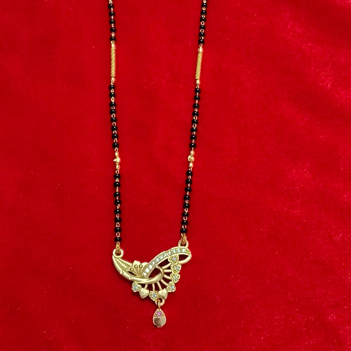PRAREKA Archway of Love- Mangalsutra