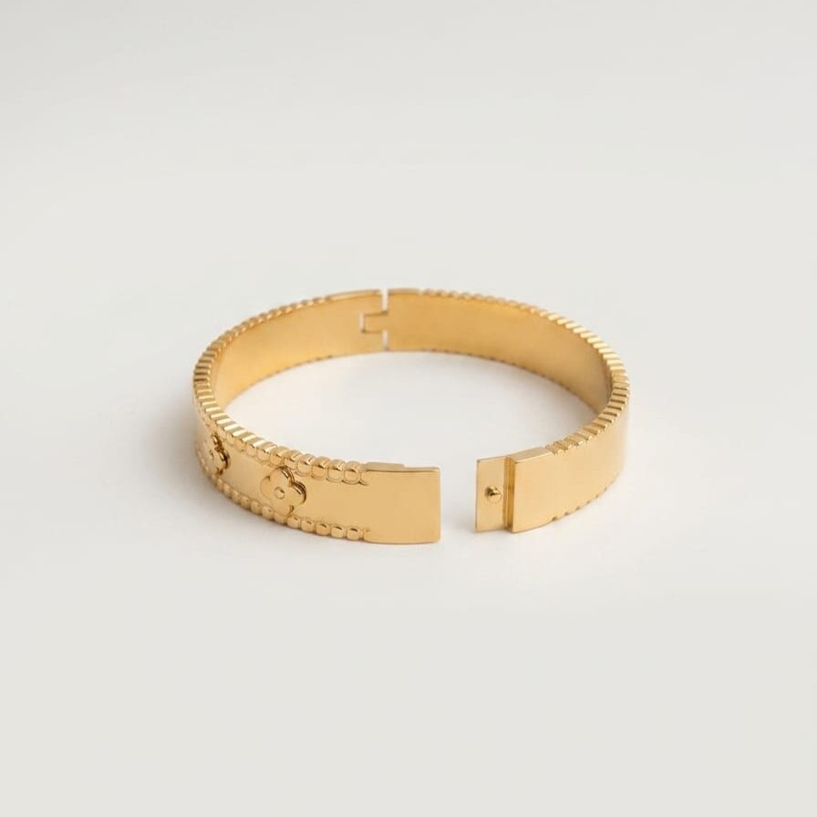 PRAREKA Floral Rigid Cuff Bracelet PRAREKA Floral Rigid Cuff Bracelet