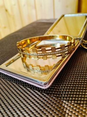 PRAREKA Hinged Rigid Bracelet